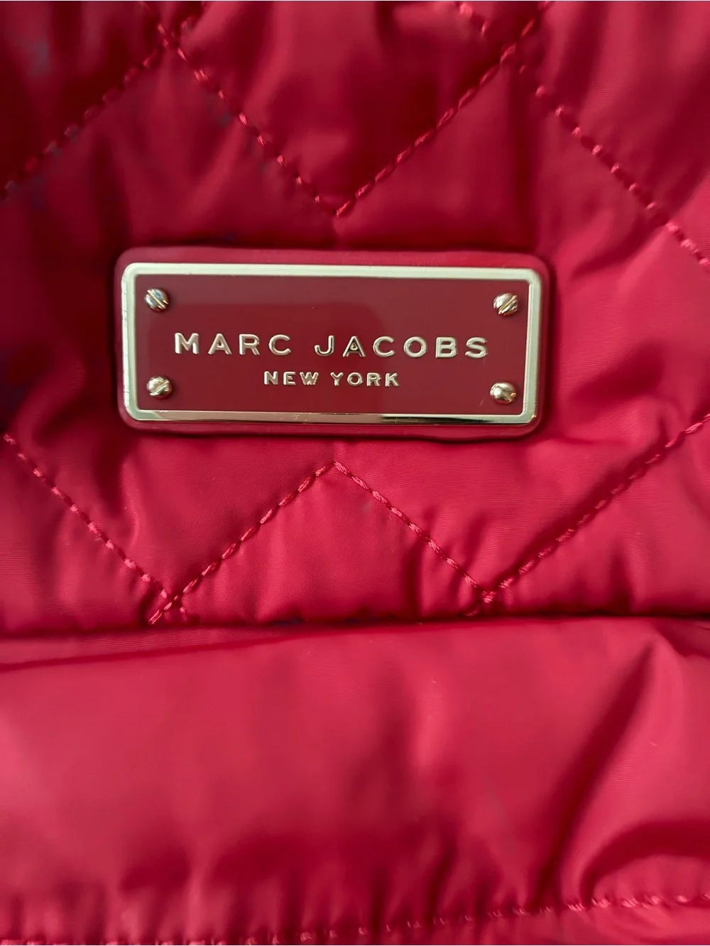 Marc Jacobs preowned exterior
